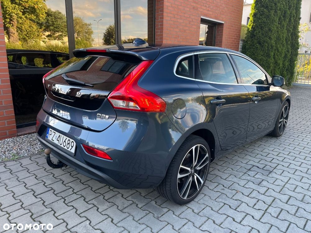 Volvo V40 D2 Inscription - 4