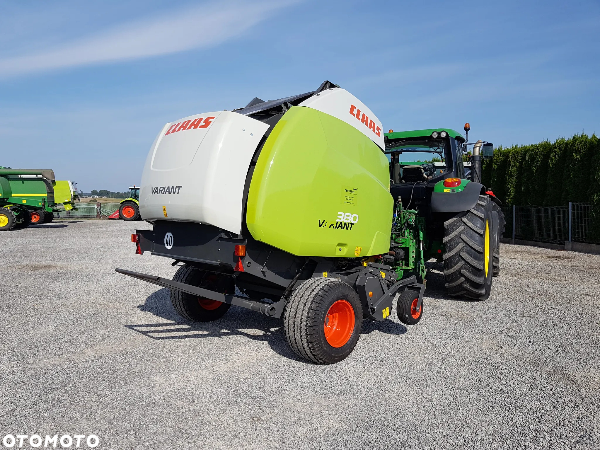 Claas VARIANT 380 - 13
