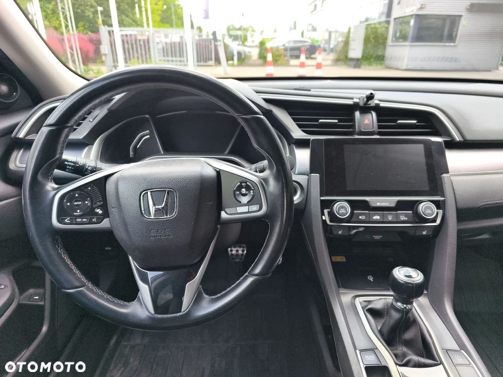 Honda Civic 1.5 T Executive - 11