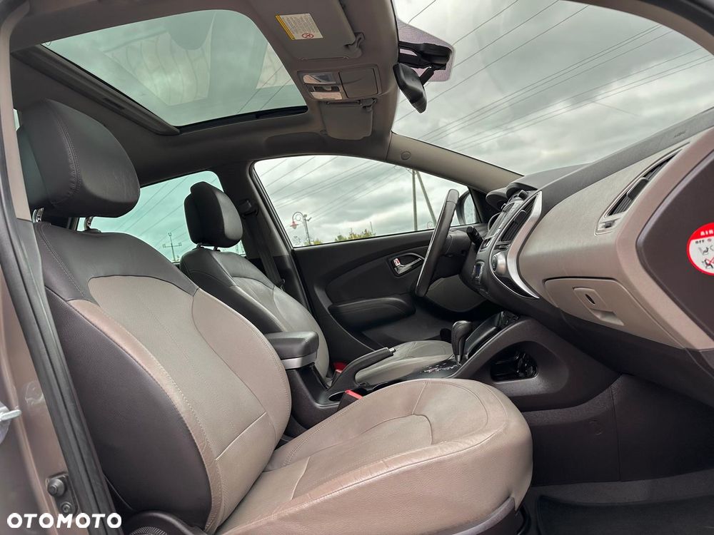 Hyundai ix35 2.0 CRDi 4WD Automatik Premium - 12