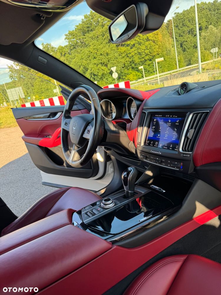 Maserati Levante Diesel Granlusso - 33