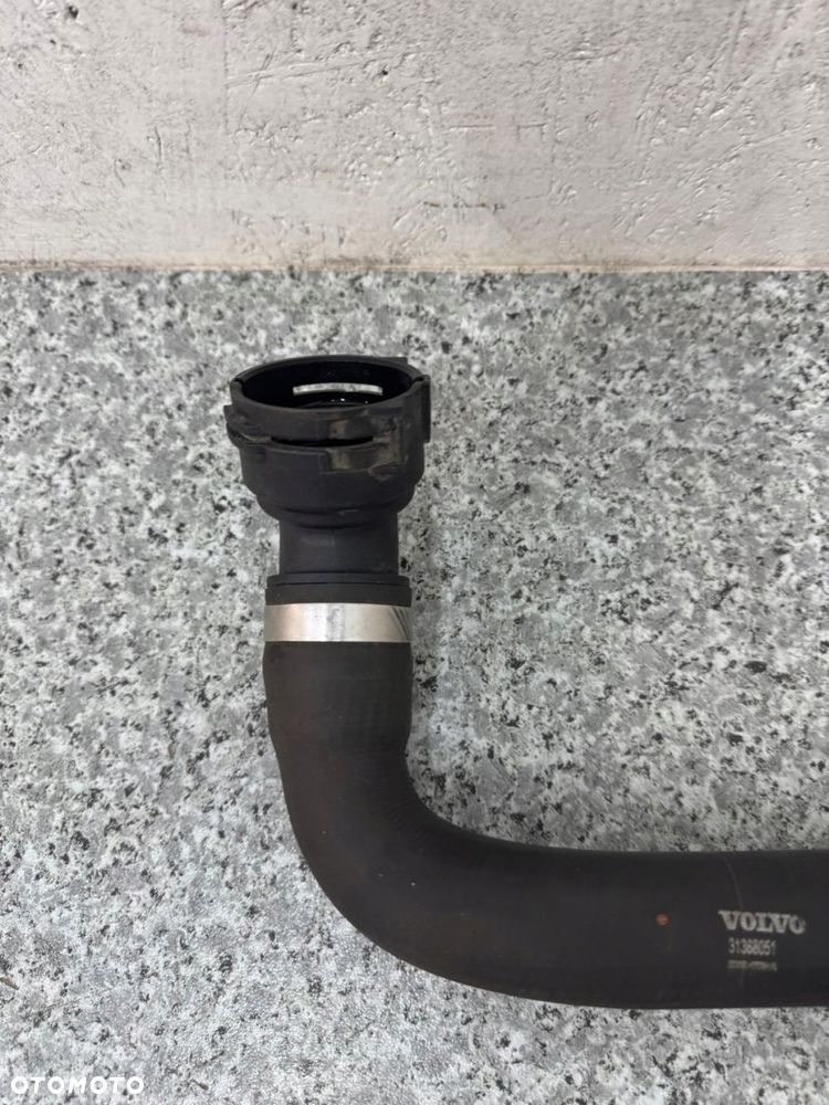 przewód wąż chłodnicy wody volvo v40 ii 2012-2018 2.0 t3 31368051 - 2