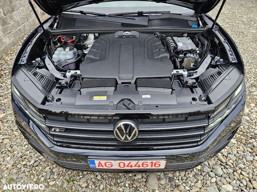 Volkswagen Touareg V6 TDI 4MOTION R-Line - 16