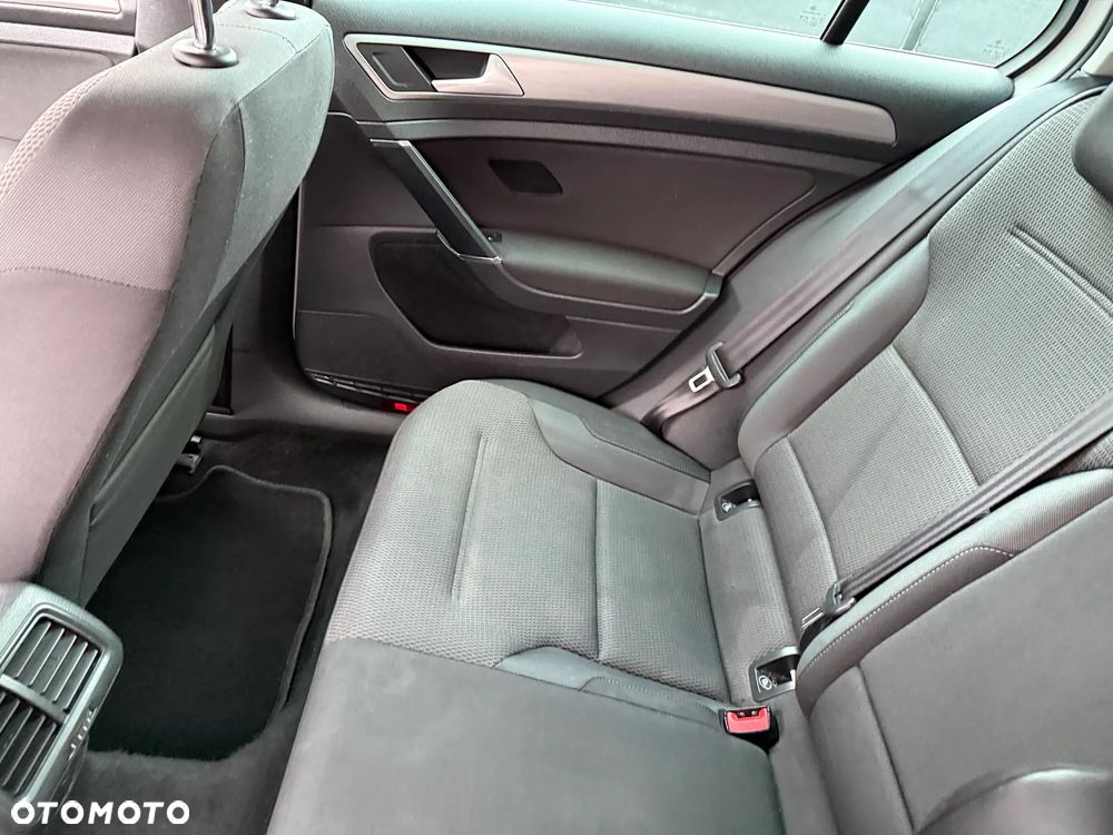 Volkswagen Golf VII 1.2 TSI BMT Comfortline - 18