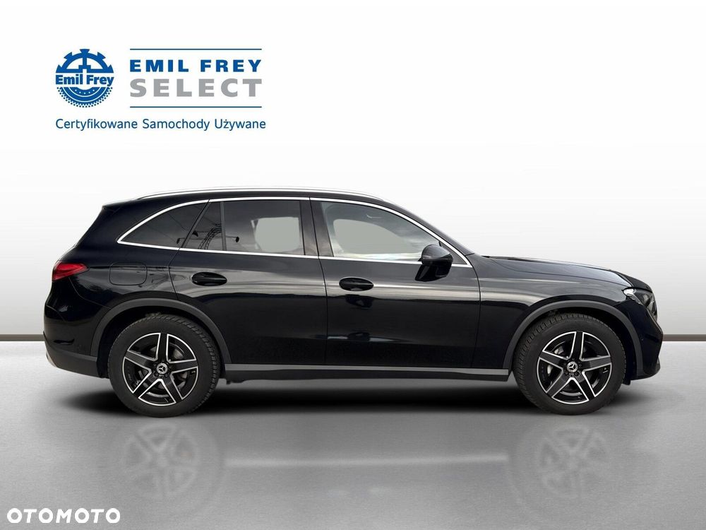 Mercedes-Benz GLC - 7