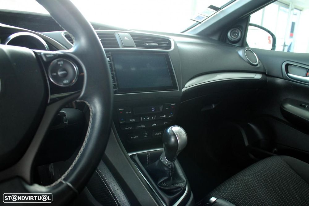 Honda Civic 1.6 i-DTEC Sport - 11