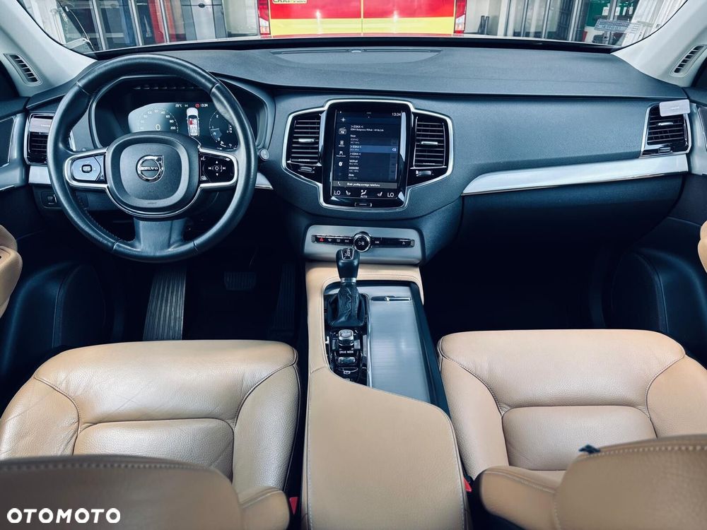 Volvo XC 90 D5 AWD Momentum 7os - 21
