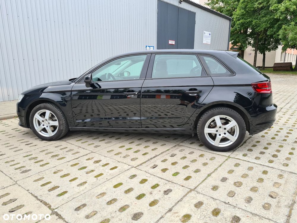 Audi A3 Sportback 1.2 TFSI Ambition - 11