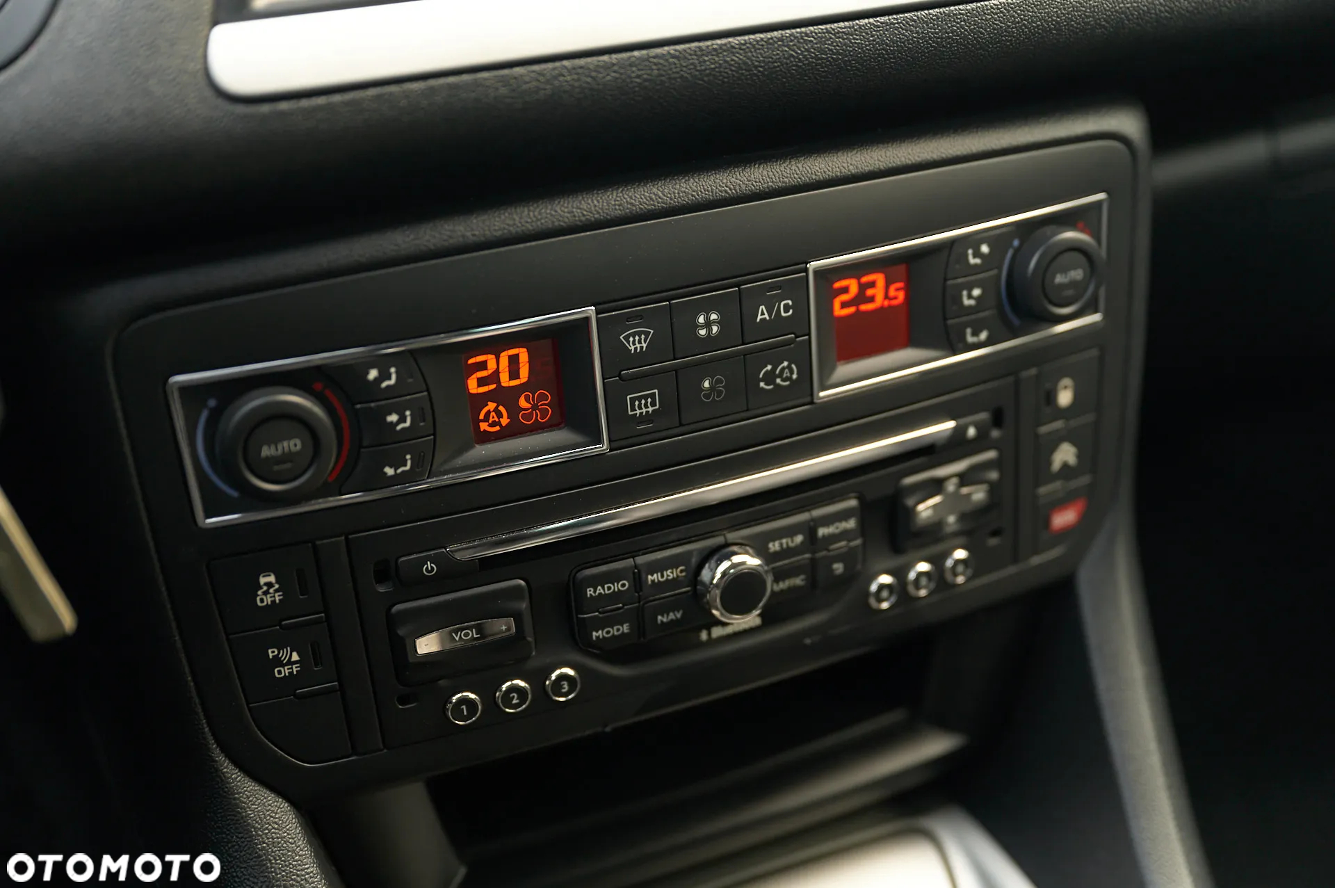 Citroën C5 Tourer HDi 135 FAP Exclusive - 31