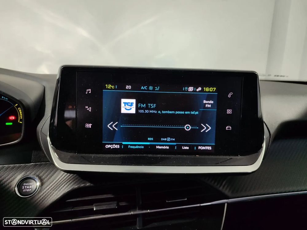 Peugeot e-2008 50 kWh Active Pack - 21