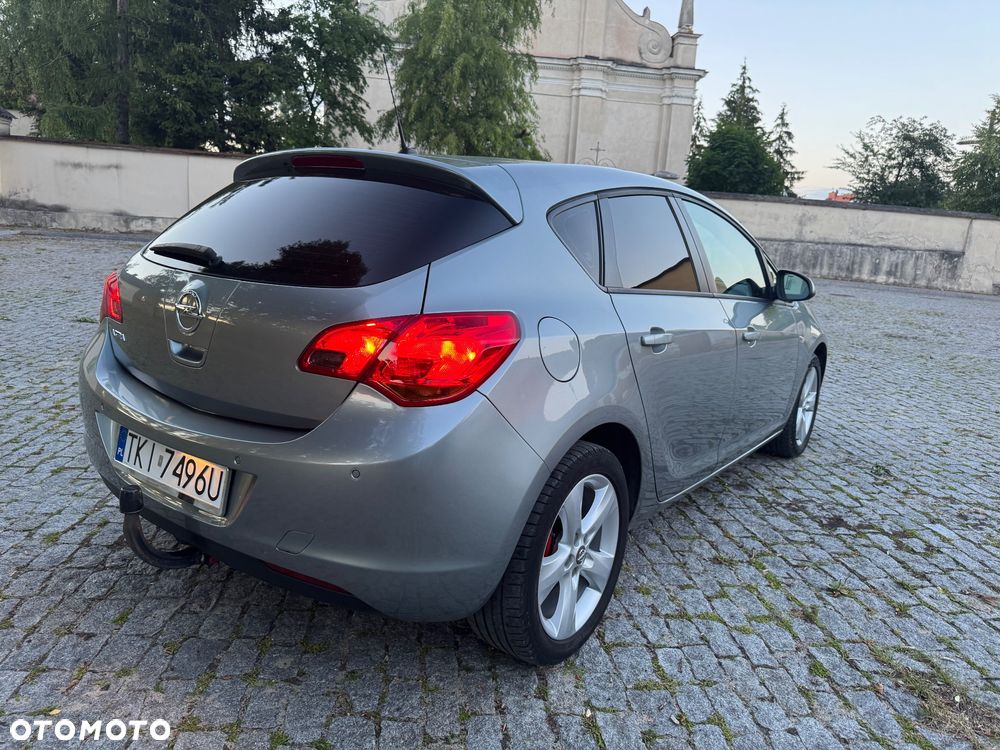 Opel Astra 1.6 Color Edition - 17