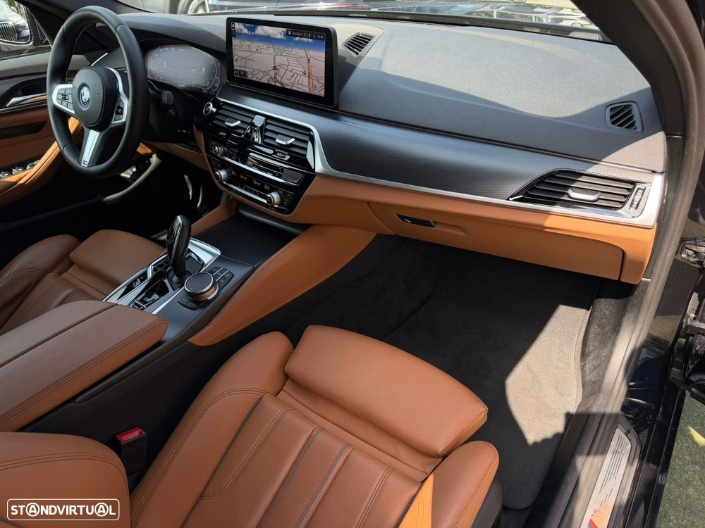 BMW 520 e Pack M — fotografia 18