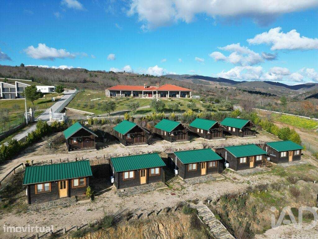 Casa de Campo T10 em Podence e Santa Combinha de 380,00 m2 - Grande imagem: 3/30