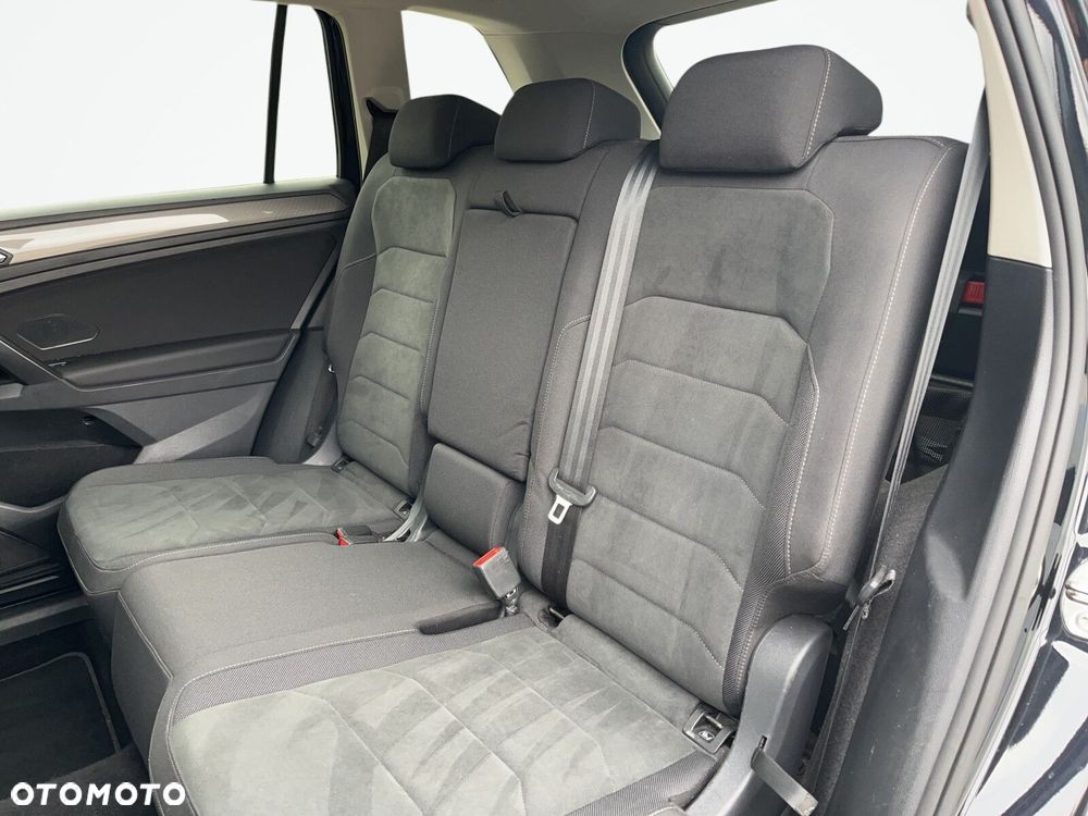 Volkswagen Tiguan Allspace - 12