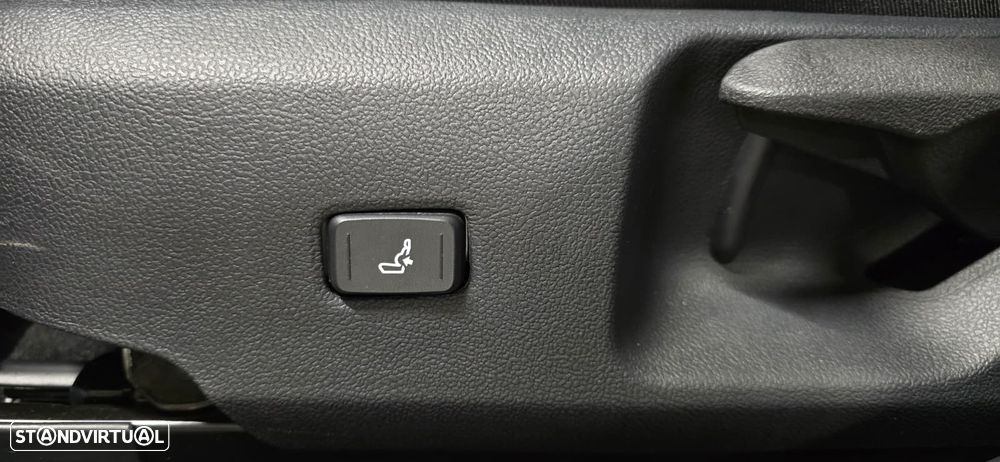 Toyota Corolla 1.2T Active - 26