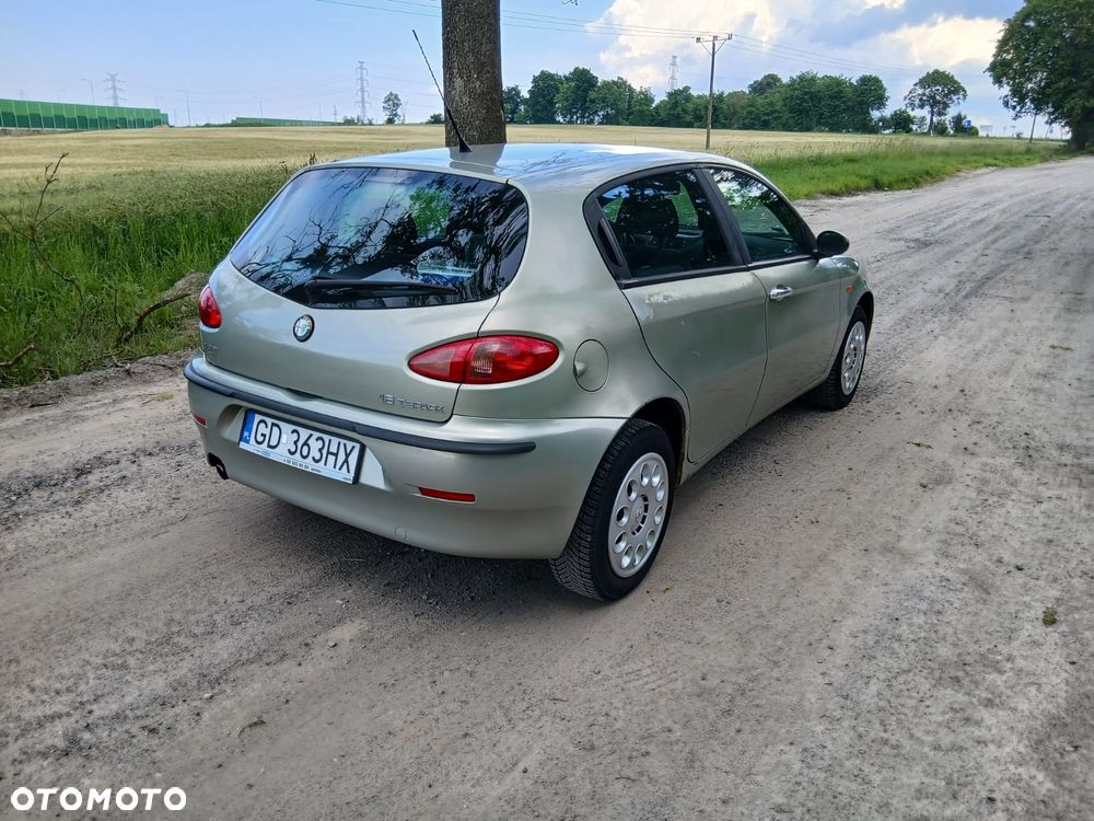 Alfa Romeo 147 1.6 Twin Spark Impression - 12