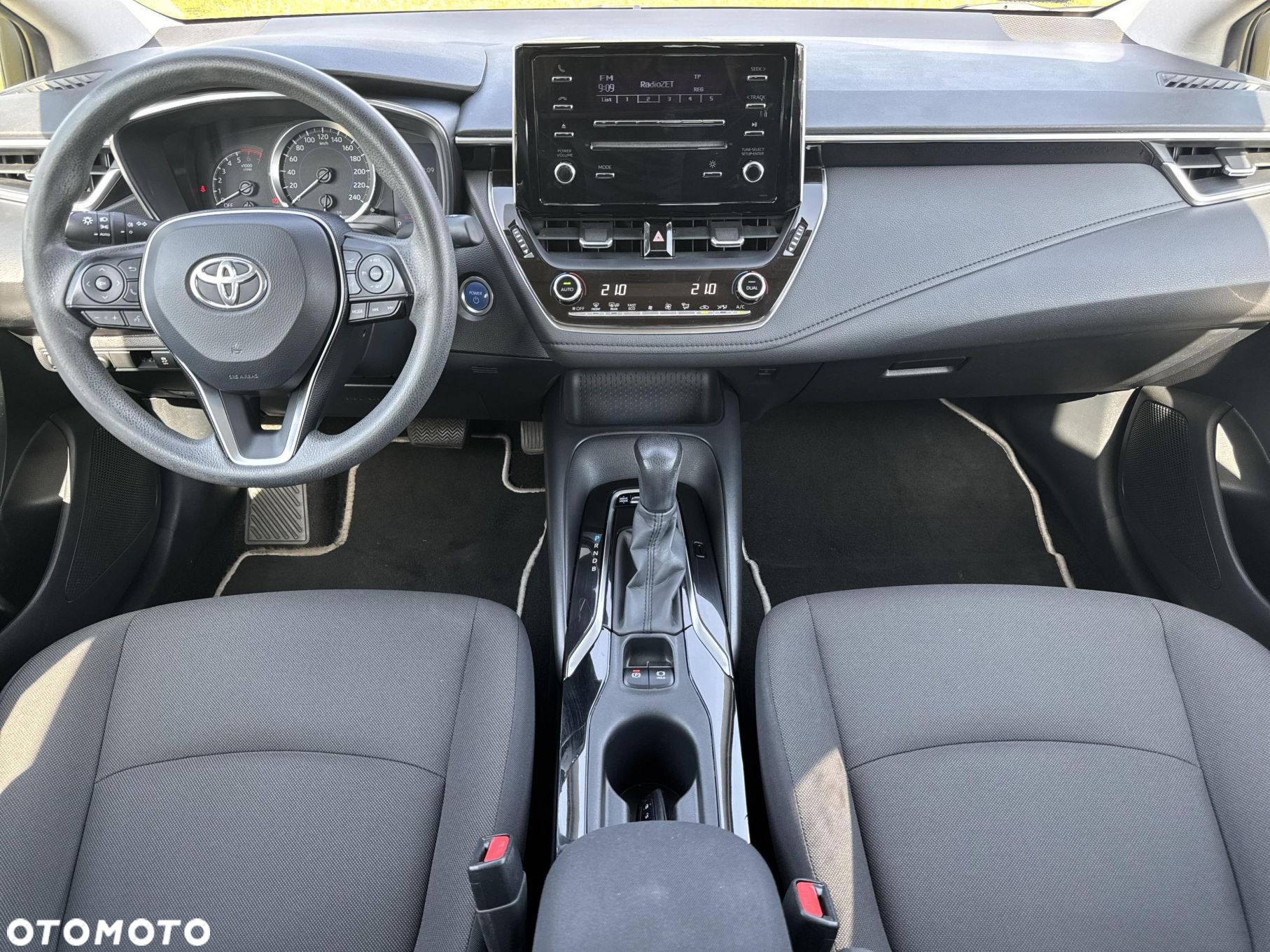 Toyota Corolla - 11