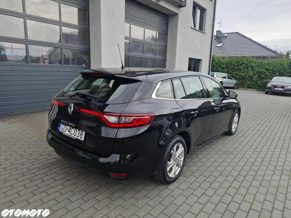 Renault Megane ENERGY TCe 100 LIFE - 4