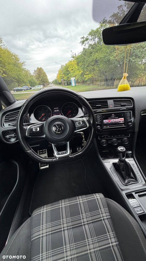 Volkswagen Golf 2.0 TDI BMT GTD - 17