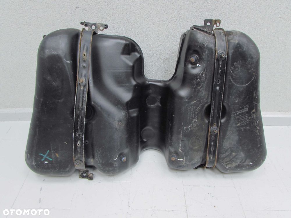 VOLVO XC70 V70 AWD 2.4 D5 07-16 ZBIORNIK BAK PALIWA 30792802 - 4