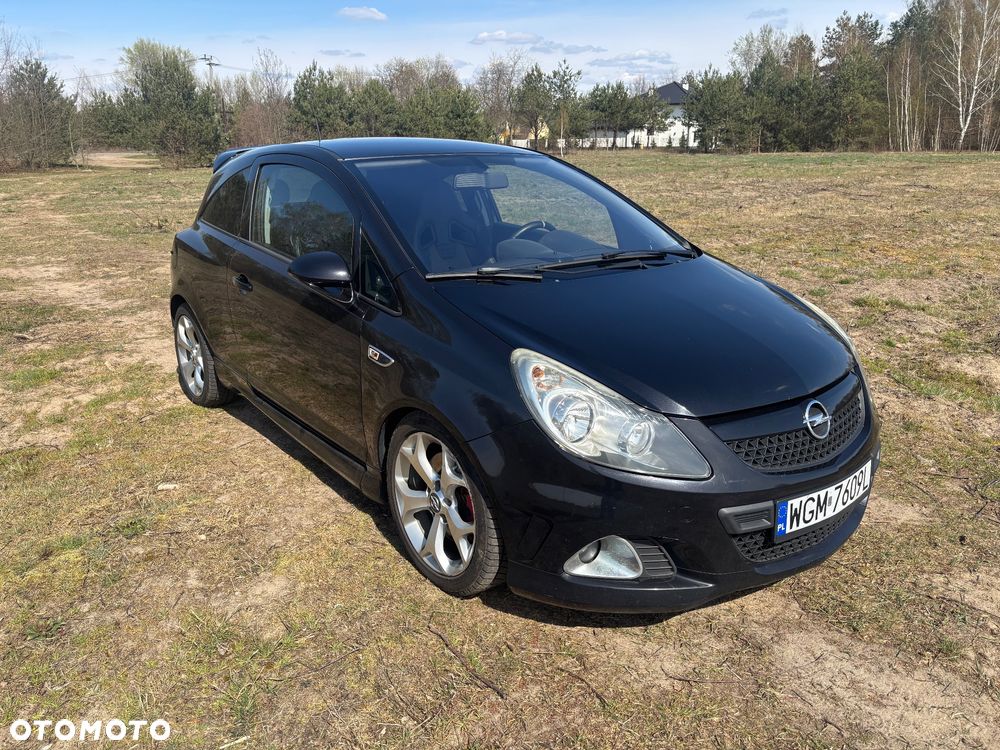 Opel Corsa 1.6 Turbo OPC - 2