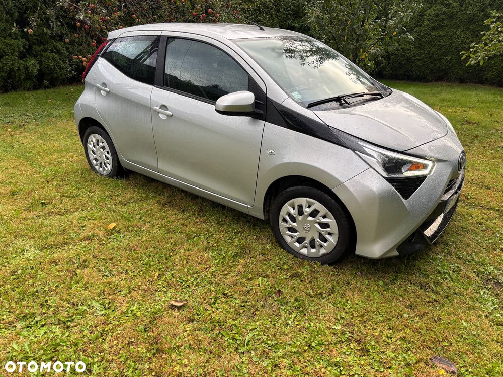 Toyota Aygo x-play - 13