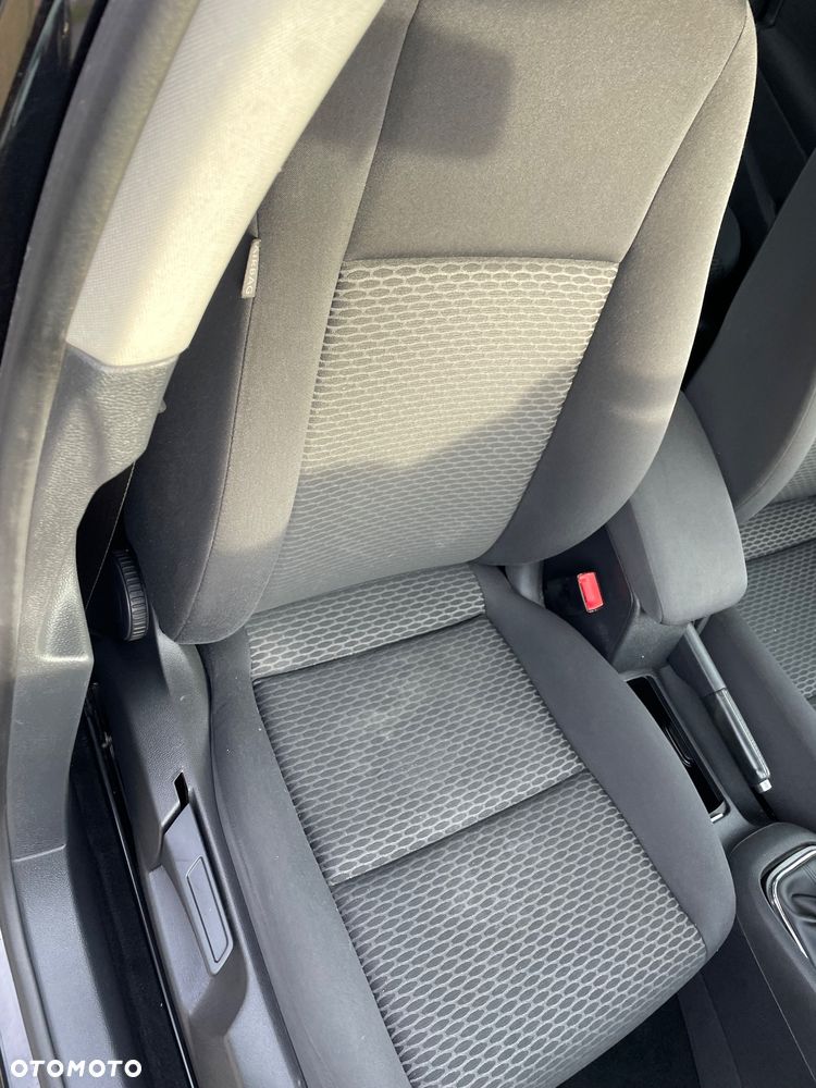 Volkswagen Golf 1.6 TDI BlueMotion Technology Trendline - 24