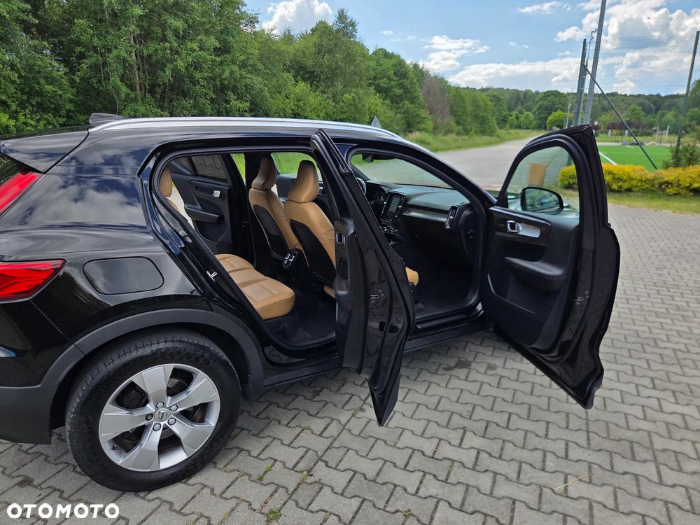 Volvo XC 40 T5 AWD Geartronic Momentum - 33