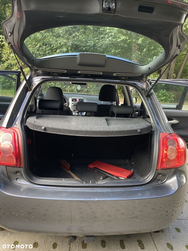 Toyota Auris - 14