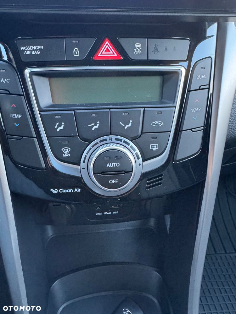 Hyundai i30 1.4 Classic + - 19