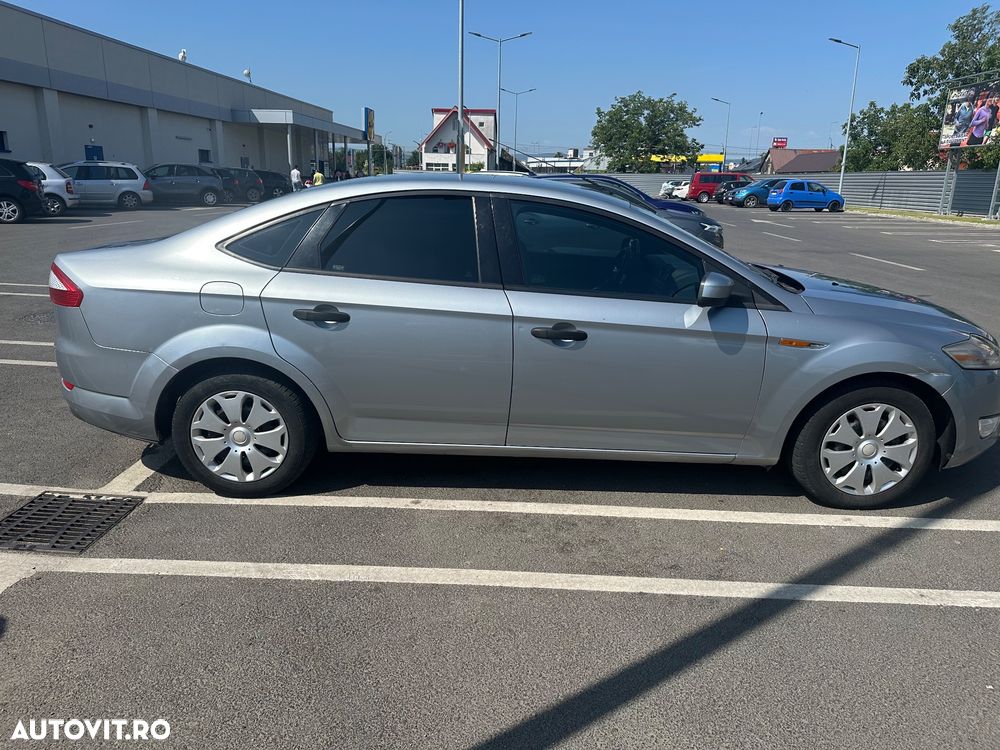 Ford Mondeo 1.8 TDCi Ambiente - 5