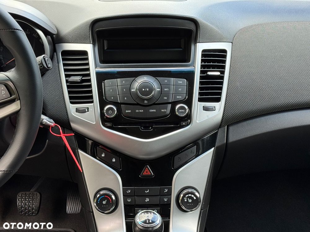 Chevrolet Cruze 1.8 LT - 37