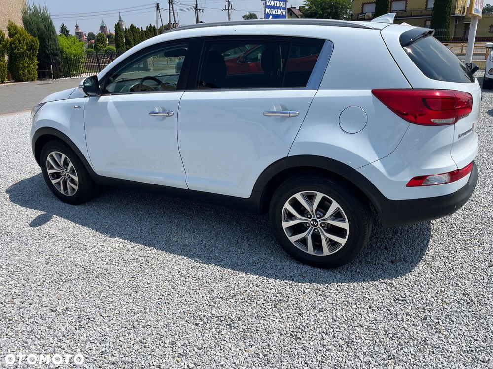 Kia Sportage 2.0 CRDI 4WD Fifa World Cup Edition - 18