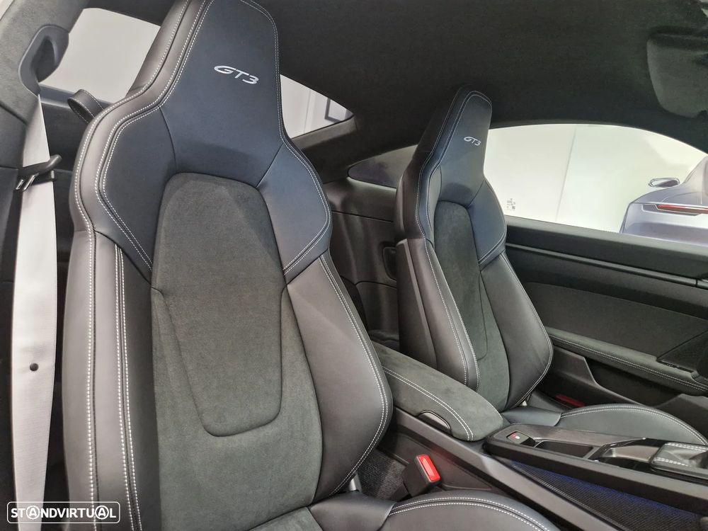 Porsche 911 (992) GT3 PDK - 28