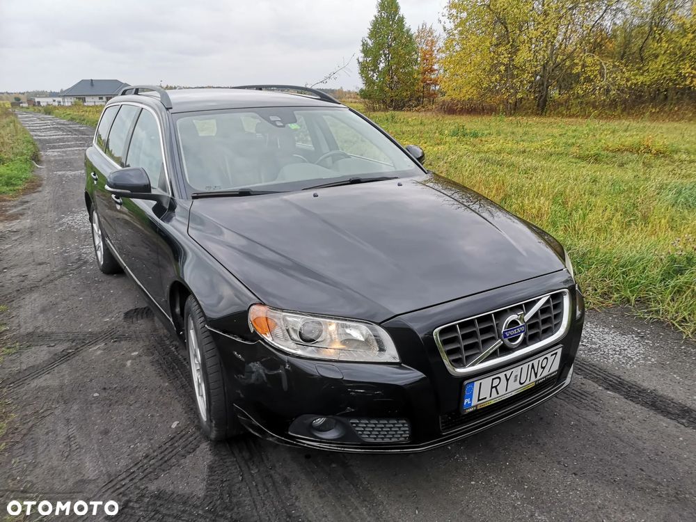 Volvo V70 T4 Momentum - 30