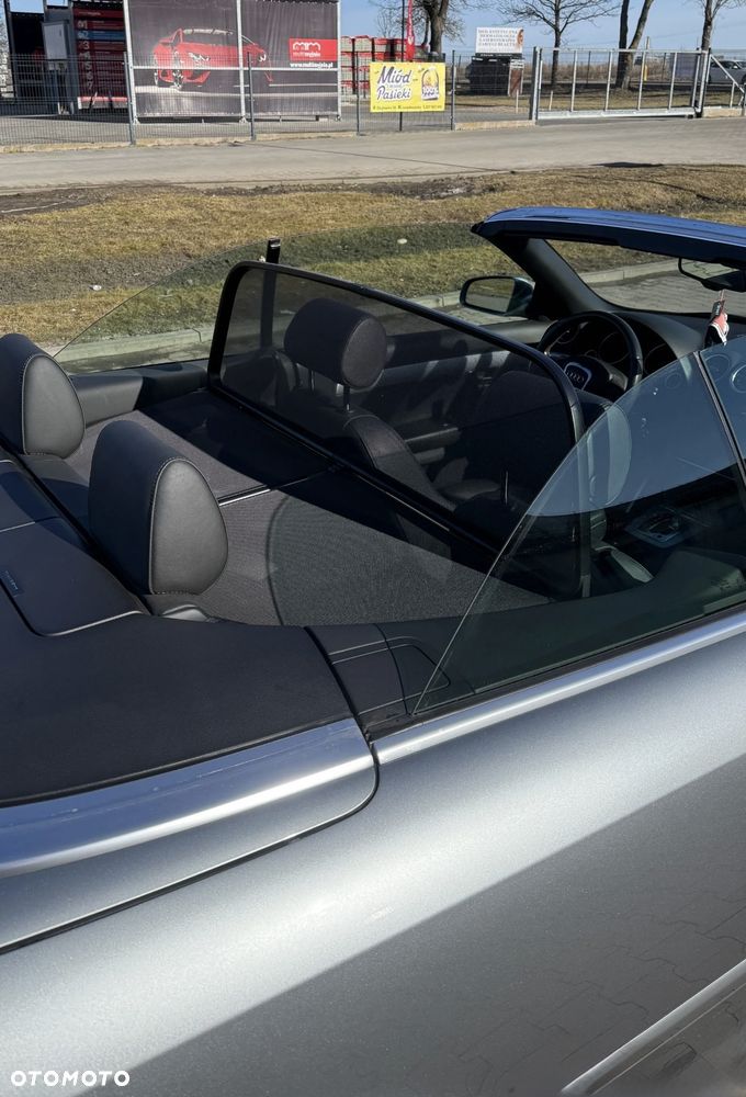 Audi A4 Cabrio 2.0 TFSI multitronic - 10