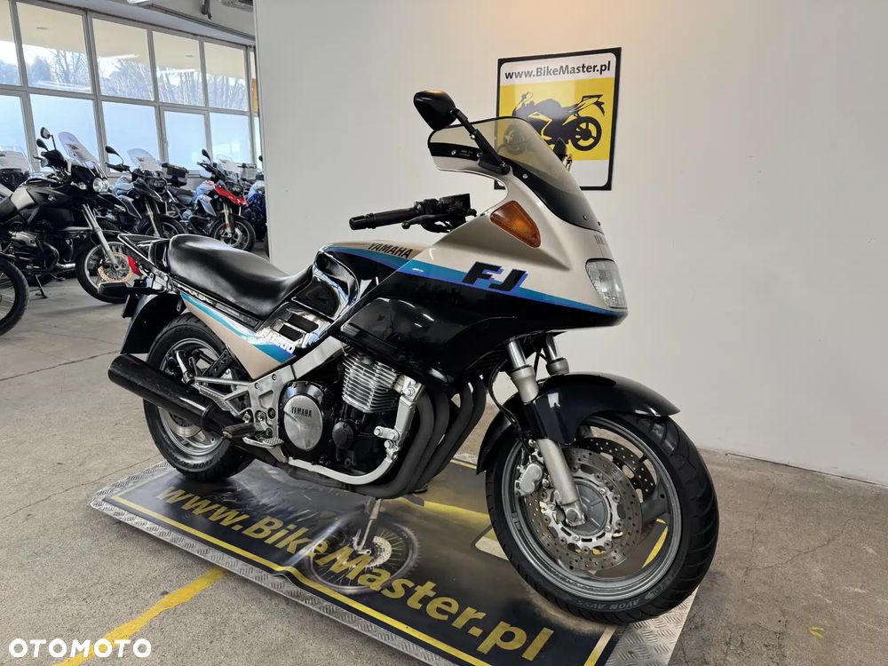 Yamaha FJ - 3