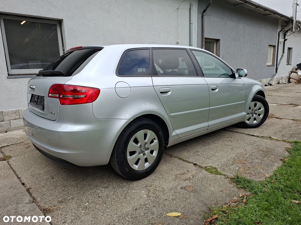 Audi A3 Sportback - 19