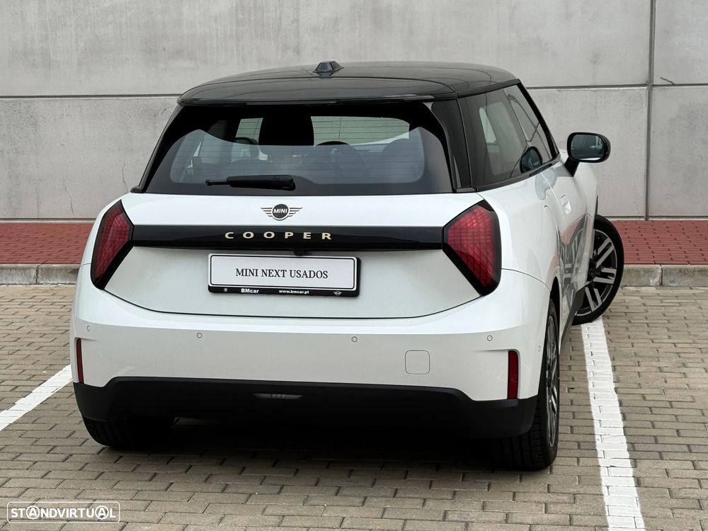 MINI 3 Portas Cooper E Classic S - 5