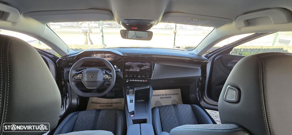 Peugeot 408 1.2 PureTech Allure Pack EAT8 - 17