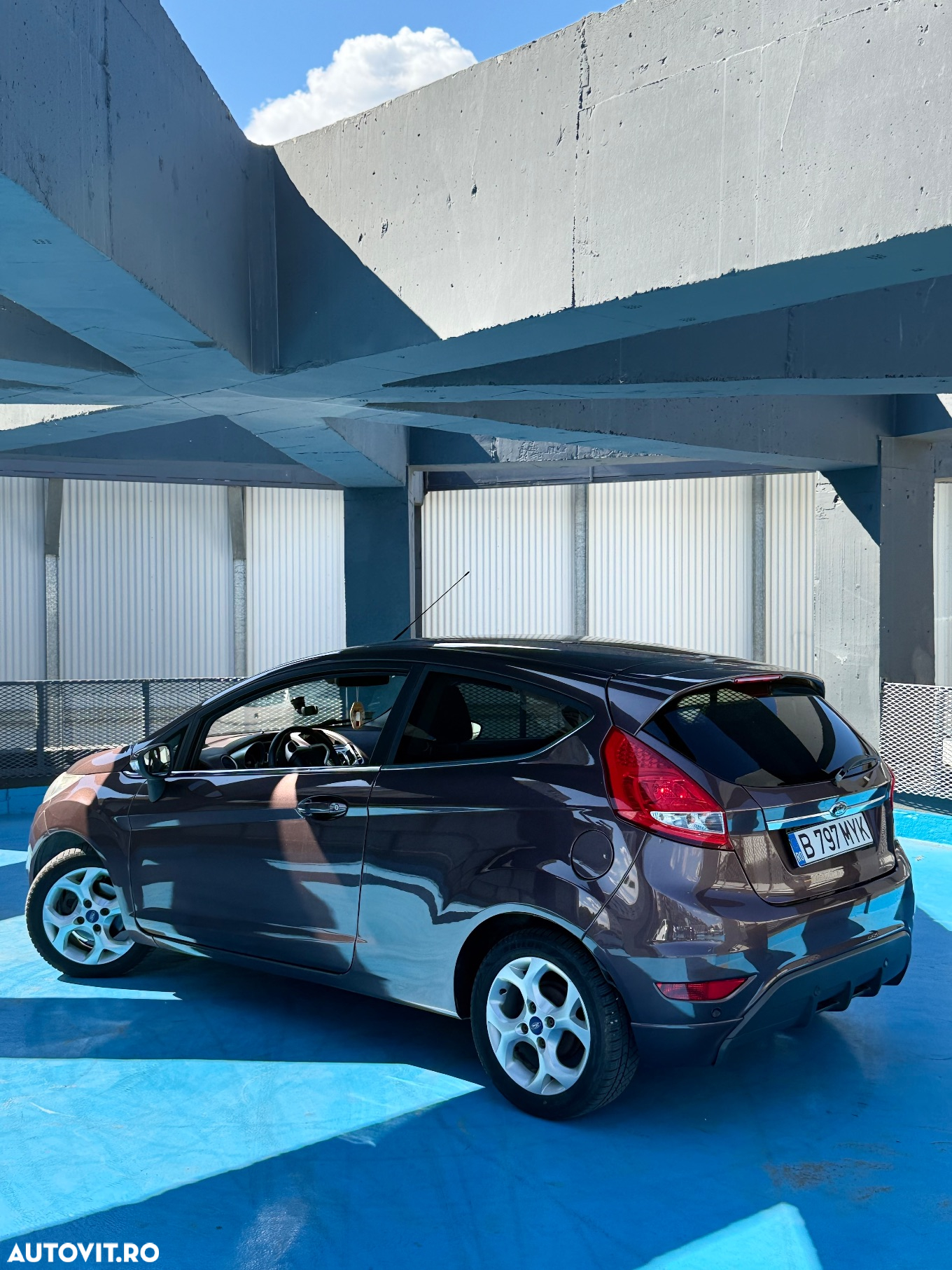 Ford Fiesta 1.4i Titanium - 12