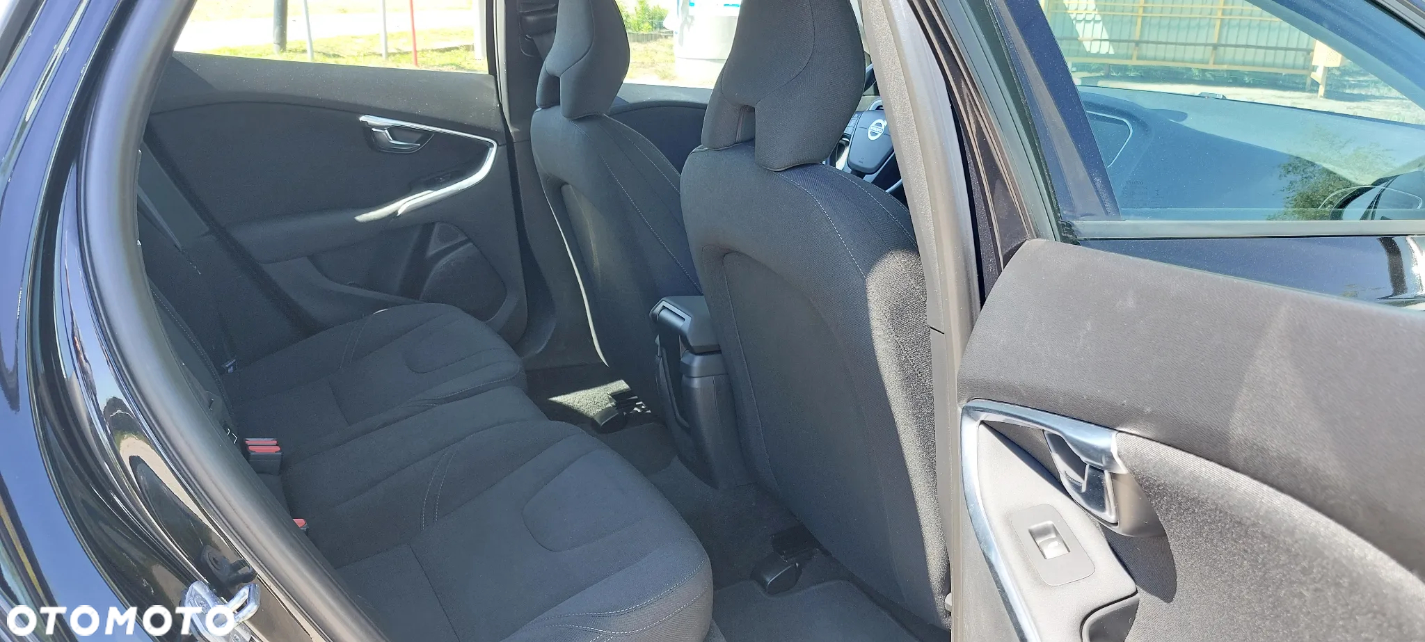 Volvo V40 D2 Kinetic - 26