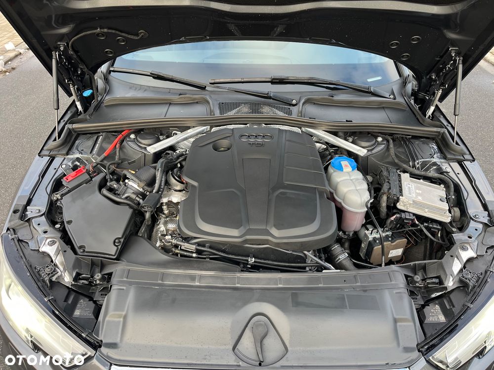 Audi A4 Avant 2.0 TDI S tronic - 35