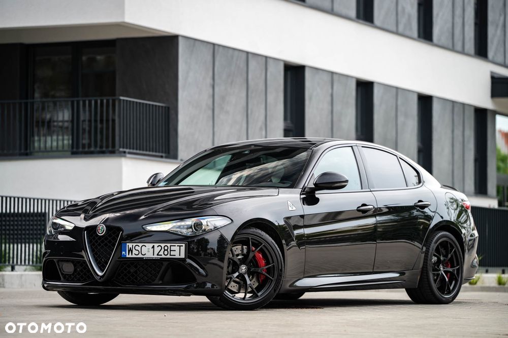 Alfa Romeo Giulia 2.9 Bi Turbo V6 Quadrifoglio - 2