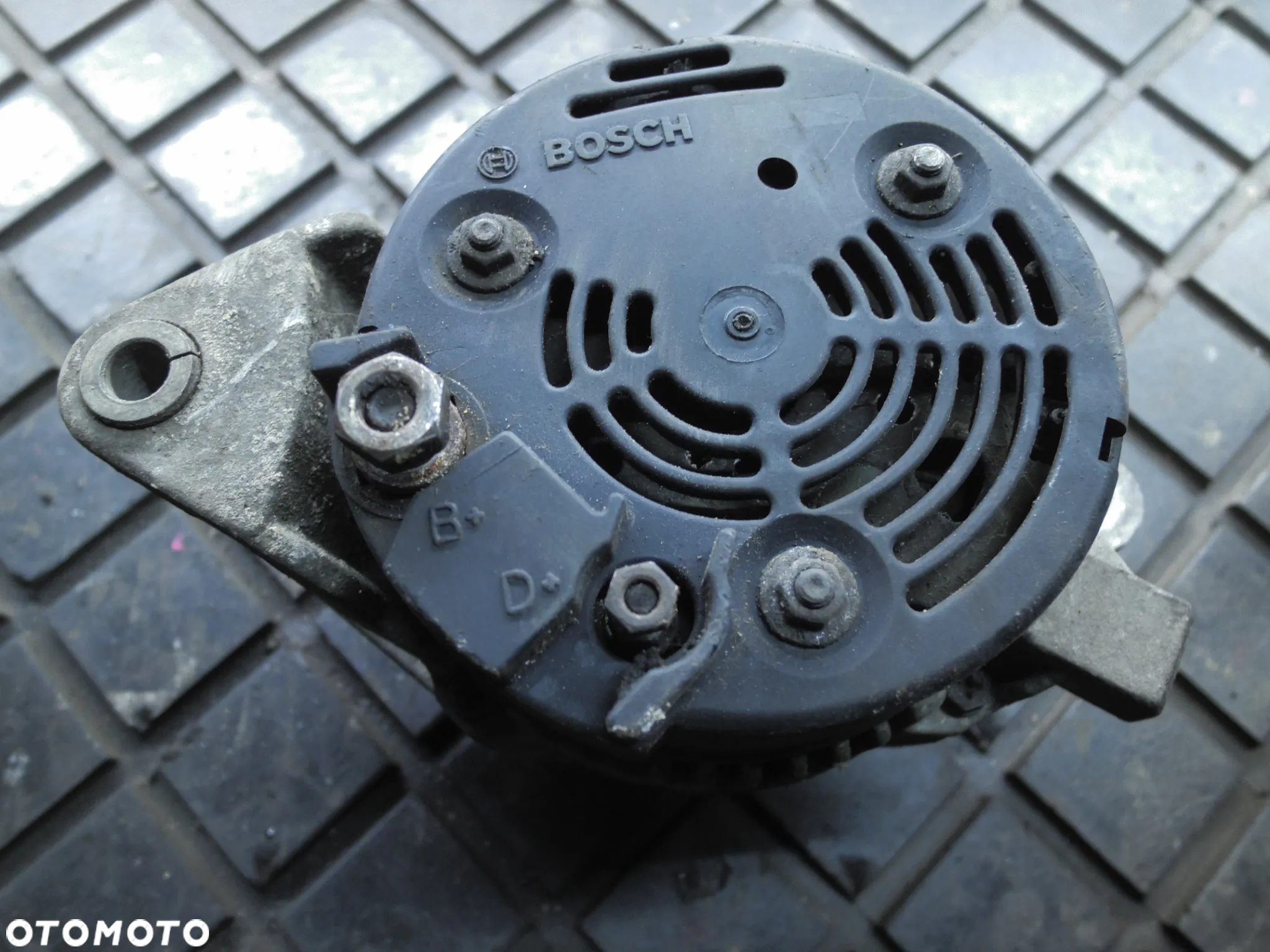 ALTERNATOR 0123120001 CORSA B ASTRA F VECTRA B POSIADAM 3 SZTUKI - 4