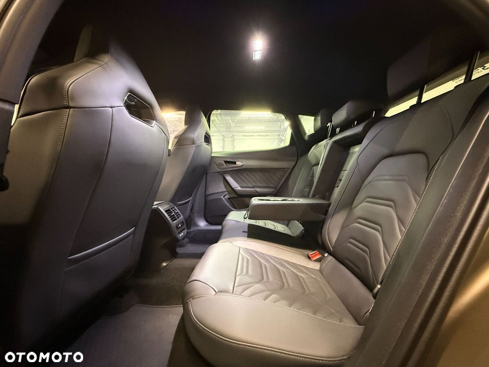 Cupra Formentor 1.5 e-Hybrid PHEV VZ DSG - 24