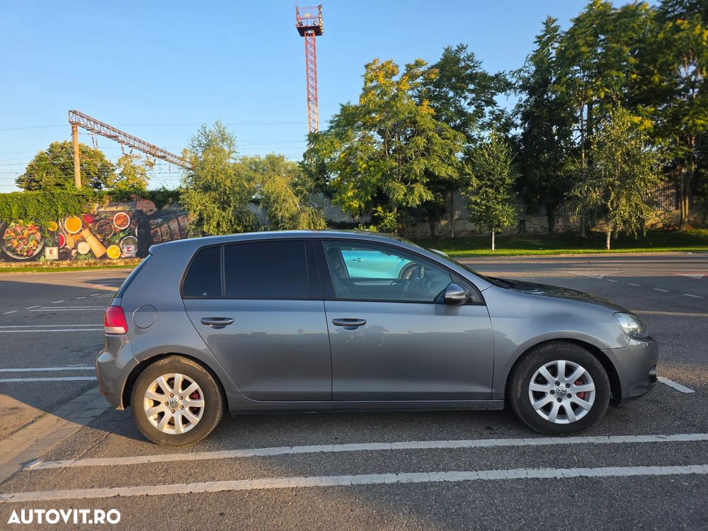 Volkswagen Golf 1.6 TDI DPF Comfortline - 8