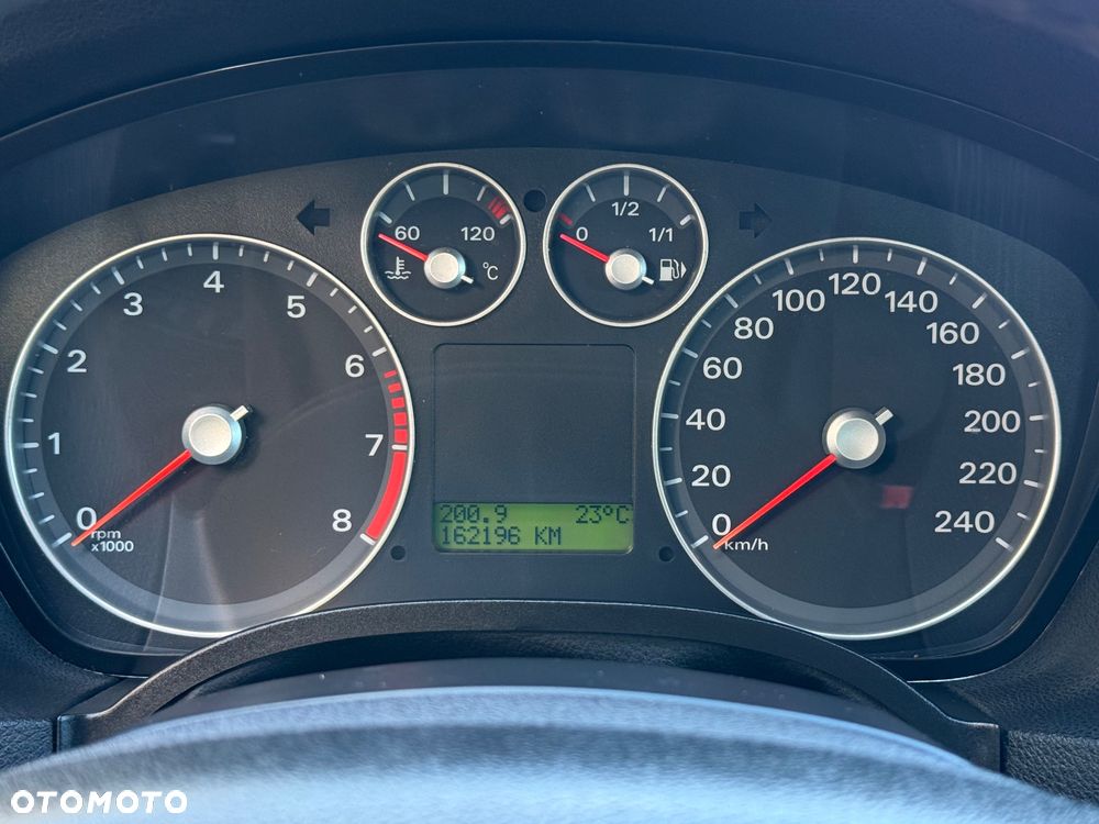 Ford Focus 1.6 Comfort - 19