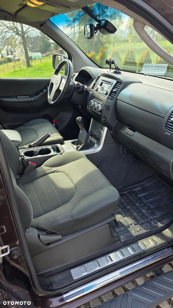 Nissan Navara 2.5 D LE Long EU5 - 9