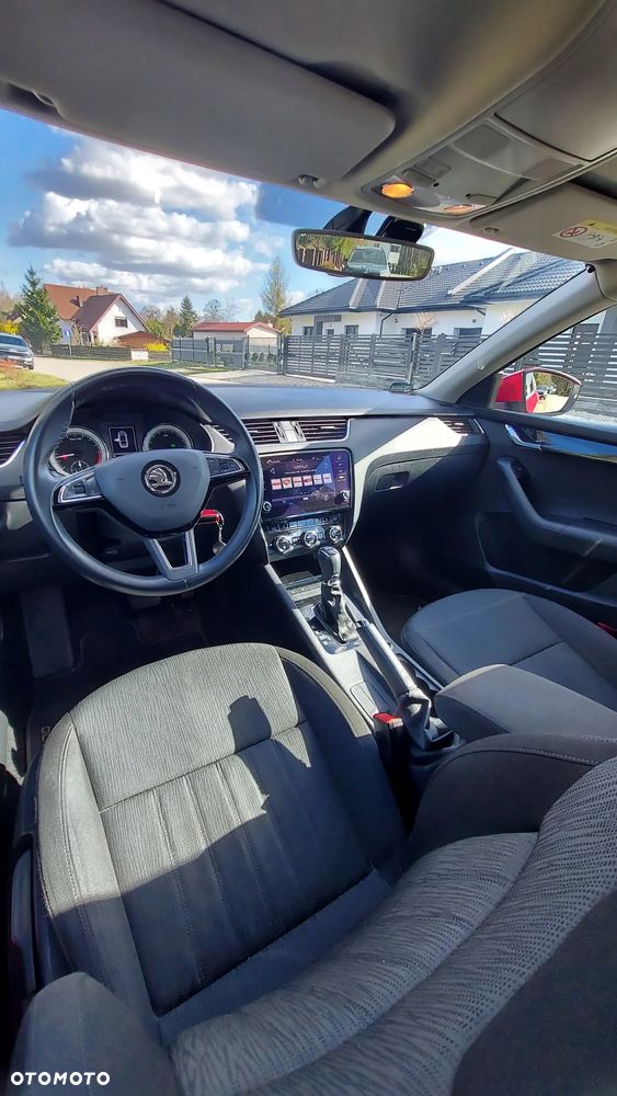 Skoda Octavia 2.0 TDI Style DSG - 25